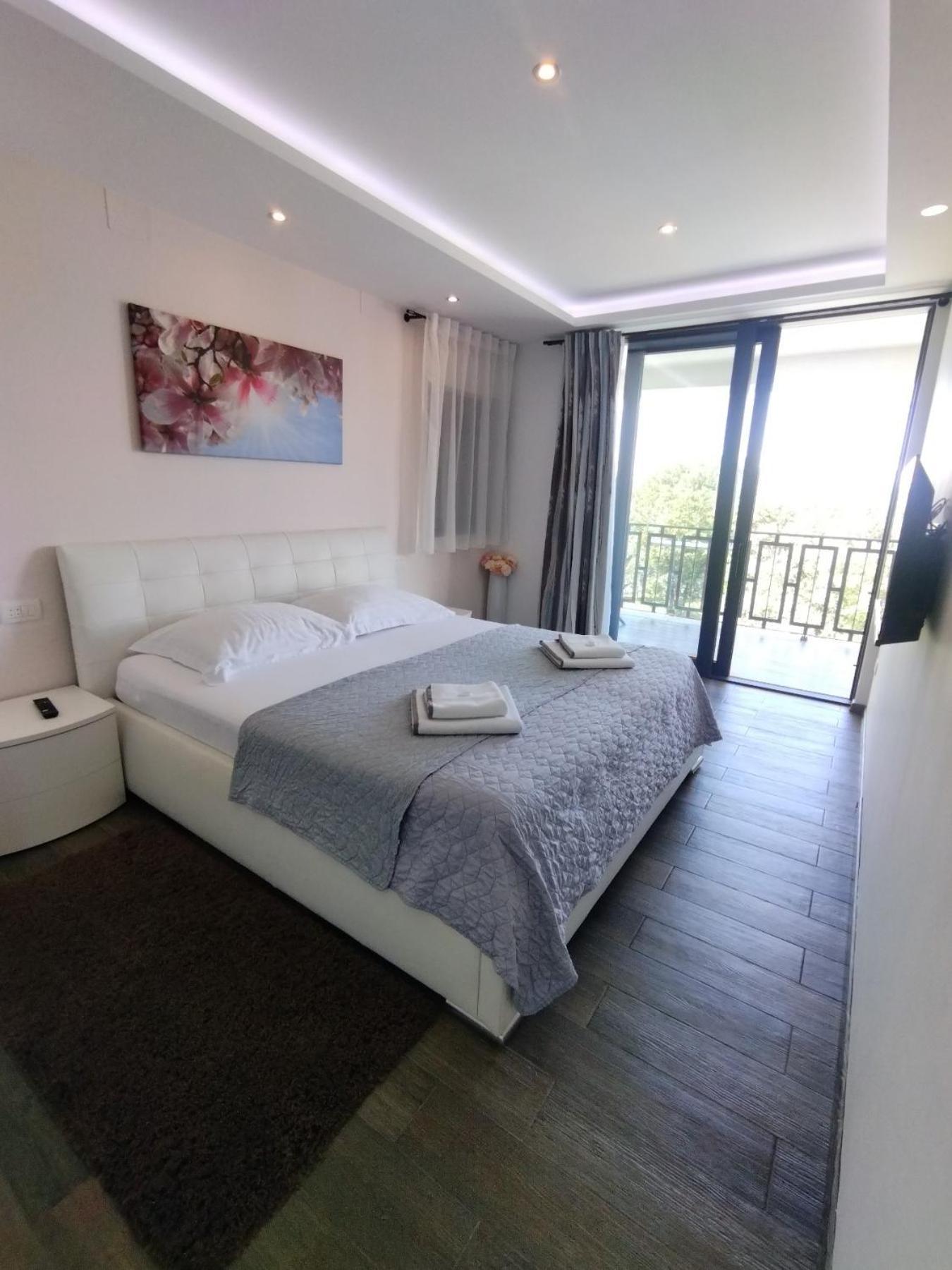 Vila Martina - Bellevue Smrika Ngoại thất bức ảnh