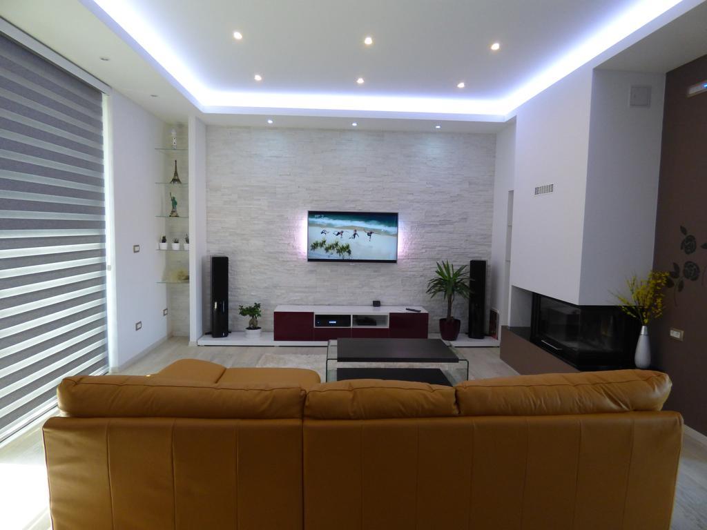 Vila Martina - Bellevue Smrika Ngoại thất bức ảnh
